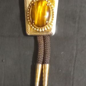 Beautiful Vintage Tigers Eye Goldtone Cowboy Bolo Tie